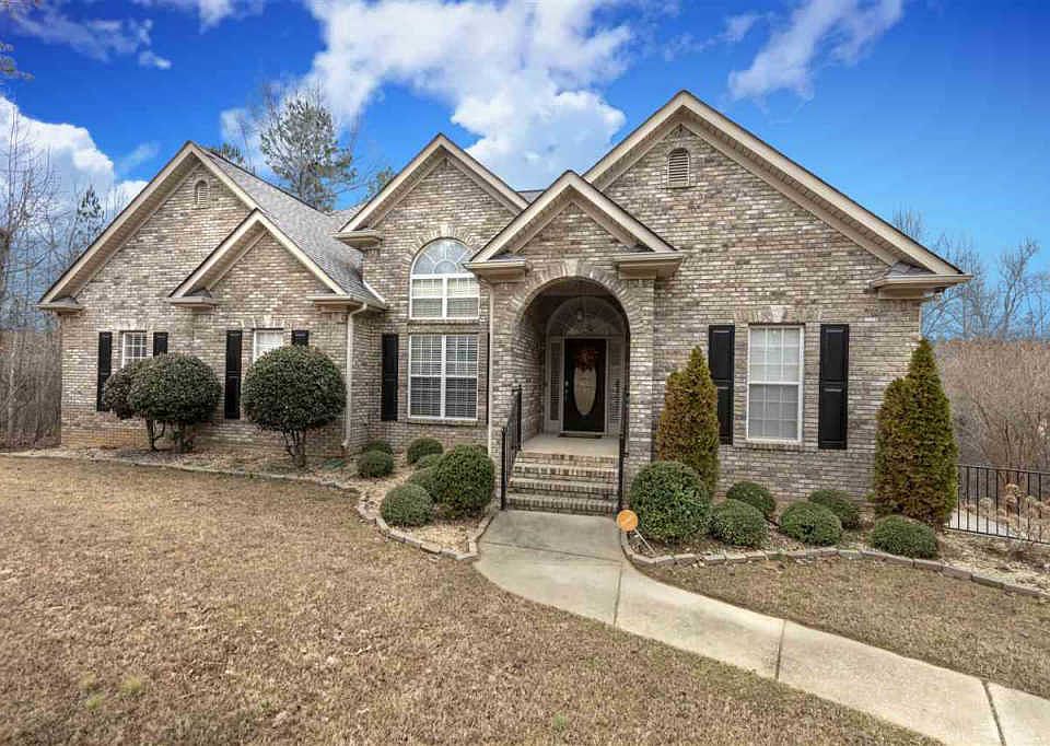 1st image of 196 Oaklyn Hills Dr