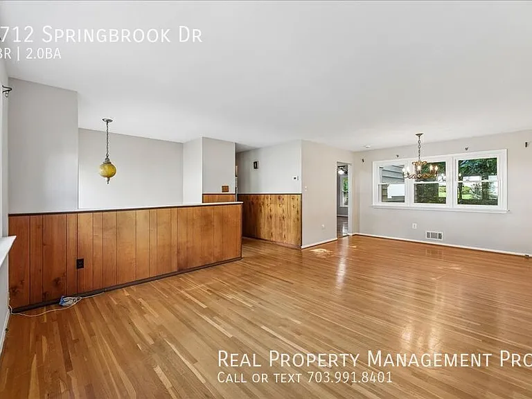 4712 Springbrook Dr — Photo 5