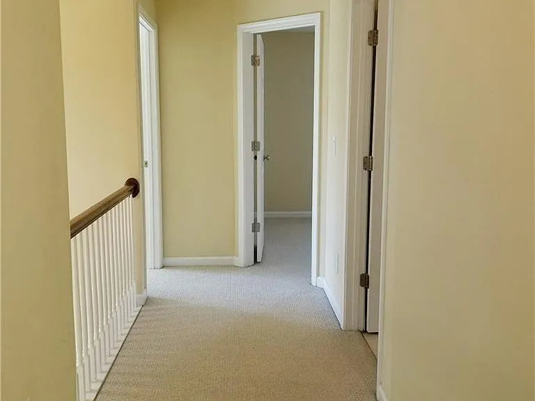 3363 Stoneham Dr — Photo 9