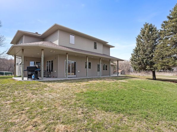 1829 400th St, Breckenridge, MN 56520