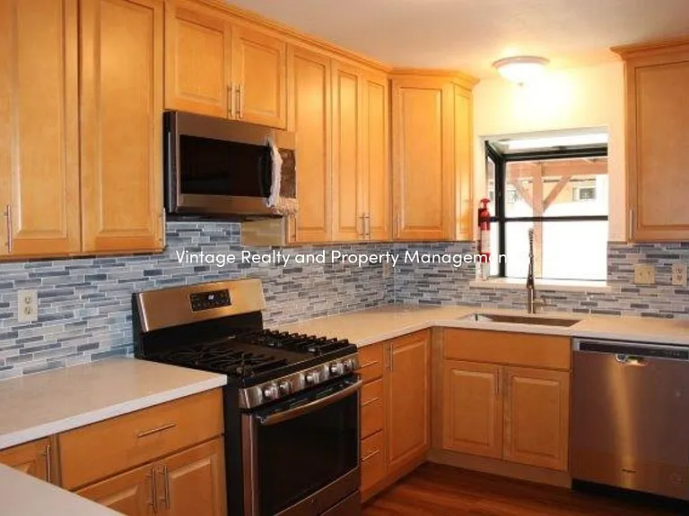 3142 Castellon Way — Photo 8