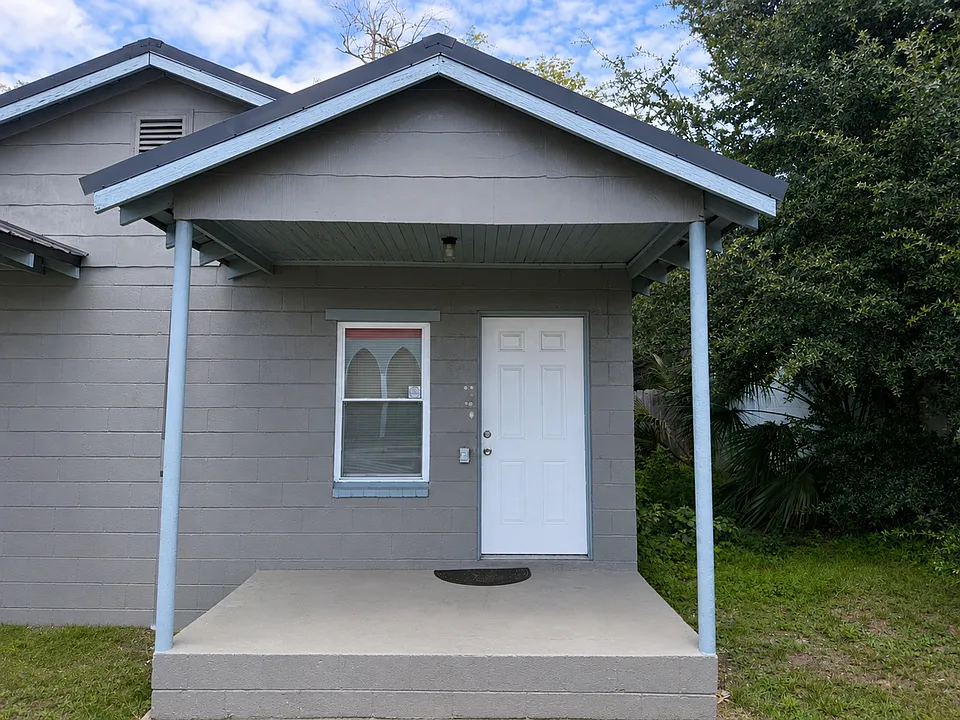 723 Byron Rd