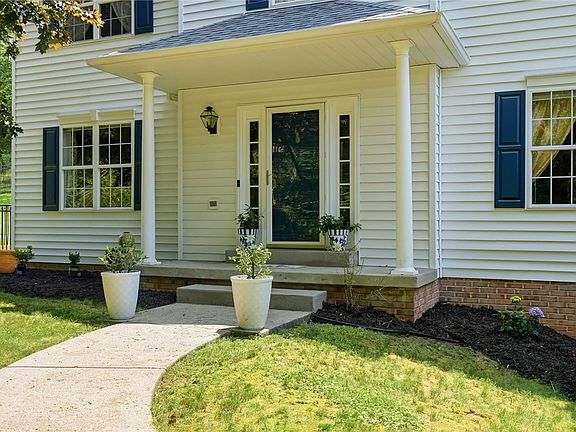 3rd image of 10268 Rinaman Rd