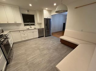 5938 Holland St, Vancouver, BC