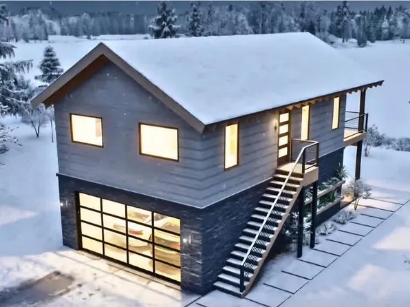 15141 W Crest Pl, Big Lake, AK 99652