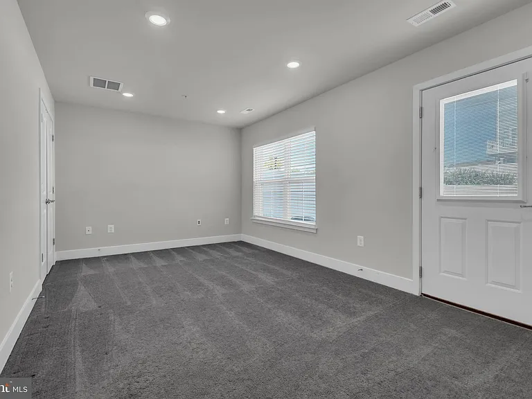 5754 Frederick Douglas Pl — Photo 19
