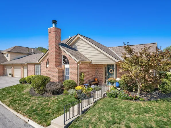 1013 Village Brook Way, Columbus, OH 43235