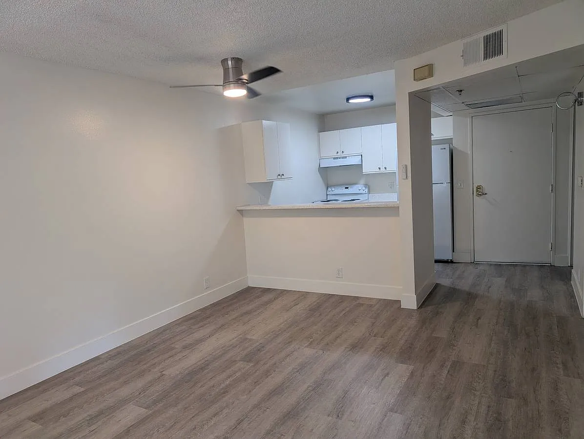 1 bed, 750 sqft, $1,795 — Photo 3