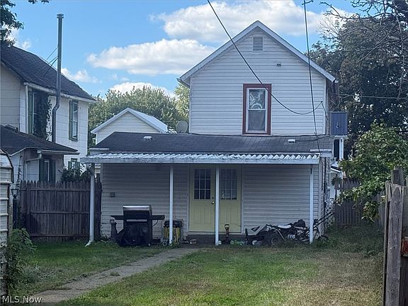 2nd image of 522 S 10th St