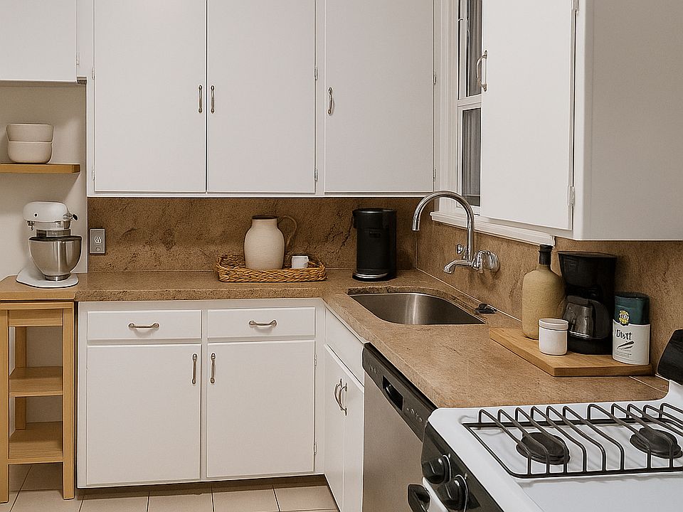 Kitchen - Virtually Staged to Show Potential