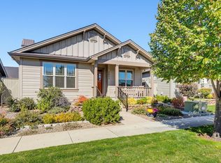3851 Sunleaf Ave, Medford, OR 97504