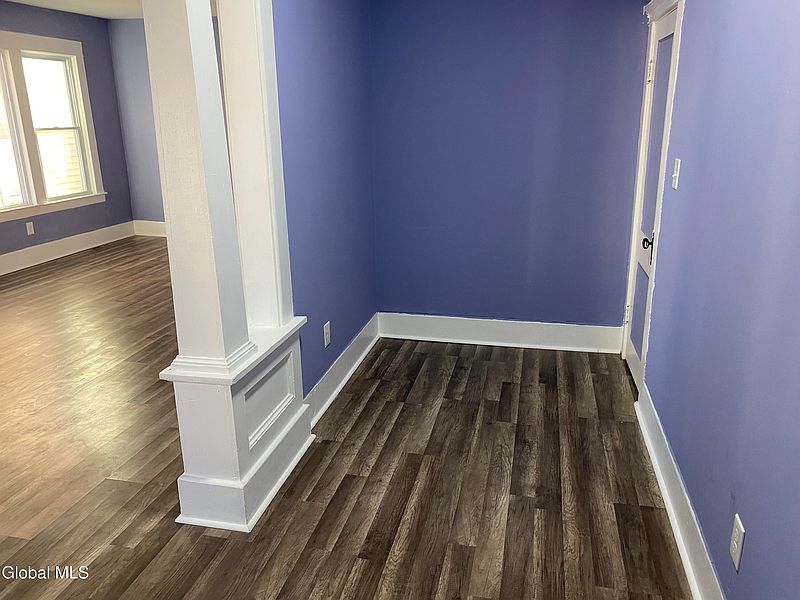 4th image of 1027 2nd Avenue