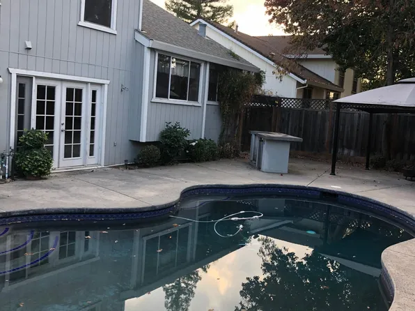 112 Garrett Dr, Folsom, CA 95630