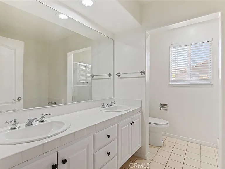 17830 Arvida Dr — Photo 28