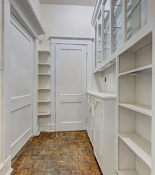 2733 Hillcrest Ave — Photo 32