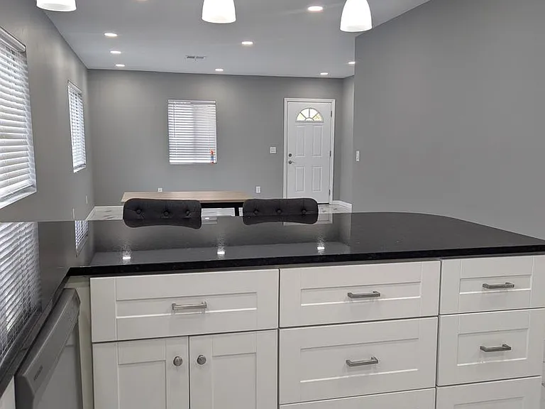 600 N Poplar Ln — Photo 6