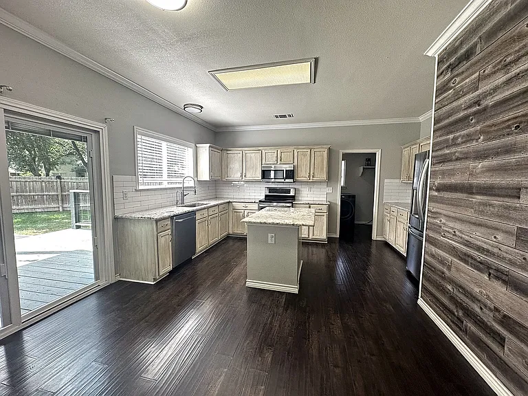 3202 Preston Hall Dr — Photo 10