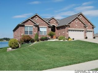 3526 S Arbor Lake Dr, Edwardsville, IL 62025