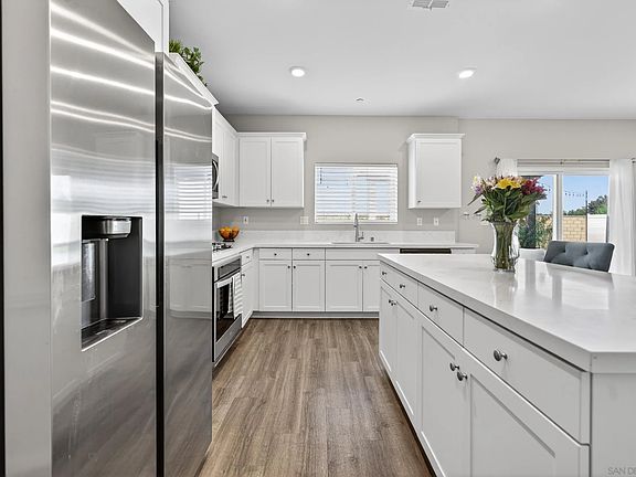 5th image of 28331 Memory Ln