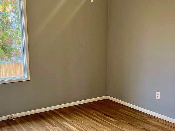 5th image of 149 Terracina Way