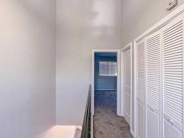 Adobe Creek Apartments — Photo 37
