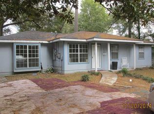 909 S Walnut St, Hammond, LA 70403