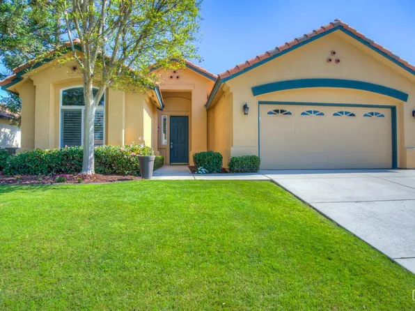 2016 Snowdrop Dr, Bakersfield, CA 93311