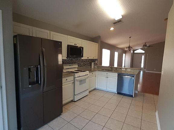 4th image of 14903 Deer Meadow Dr