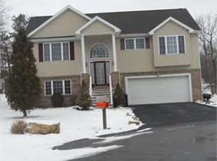 3 Olivia Ct, Frackville, PA 17931