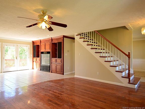 5th image of 1303 S Lockenour Ln