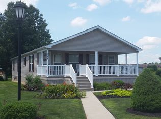 118 Summers Dr, Lancaster, PA 17601