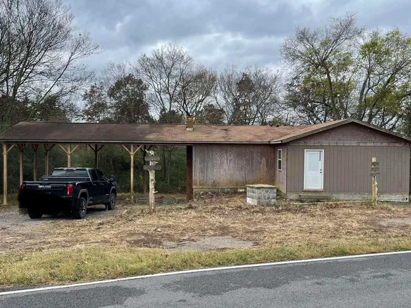 2222 Martling Gap Rd, Albertville, AL 35951