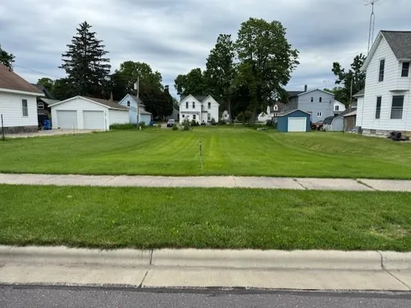 Vacant Lot Mound St, Baraboo, WI 53913