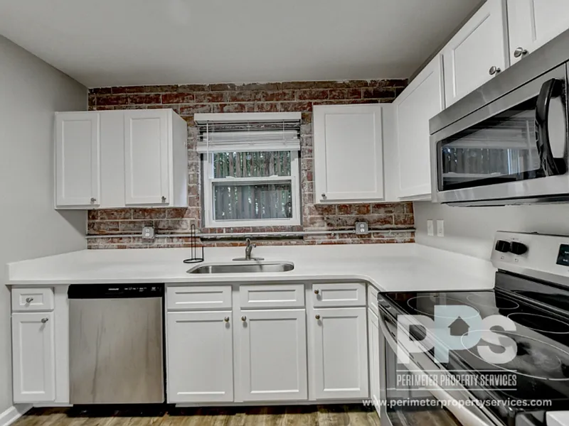 2 bed, 1.0 bath, 750 sqft, $1,495 — Photo 3