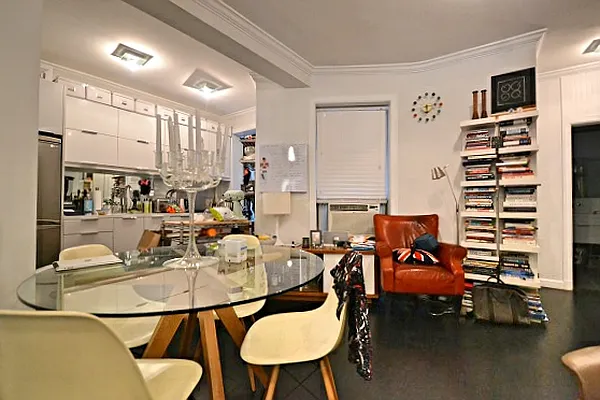 Rented by Bold New York | media 24