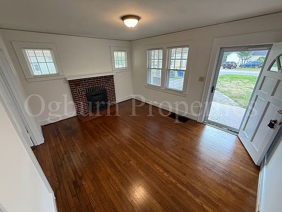 3rd image of 4733 Germanton Rd