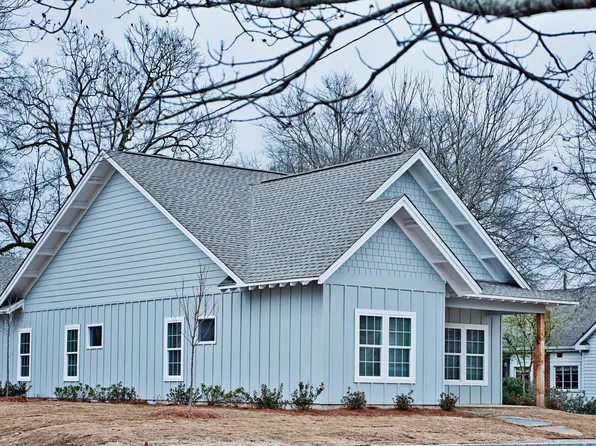 305 Church St, Alexander City, AL 35010