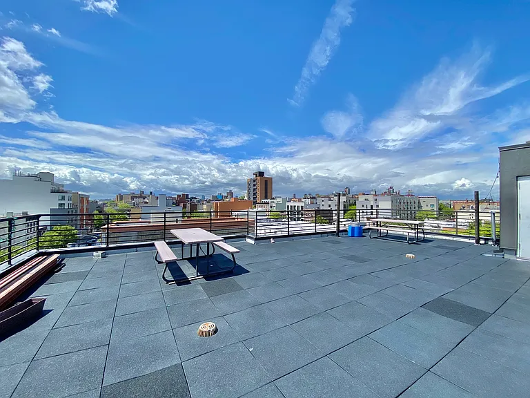 162 Central Ave #4B — Photo 1