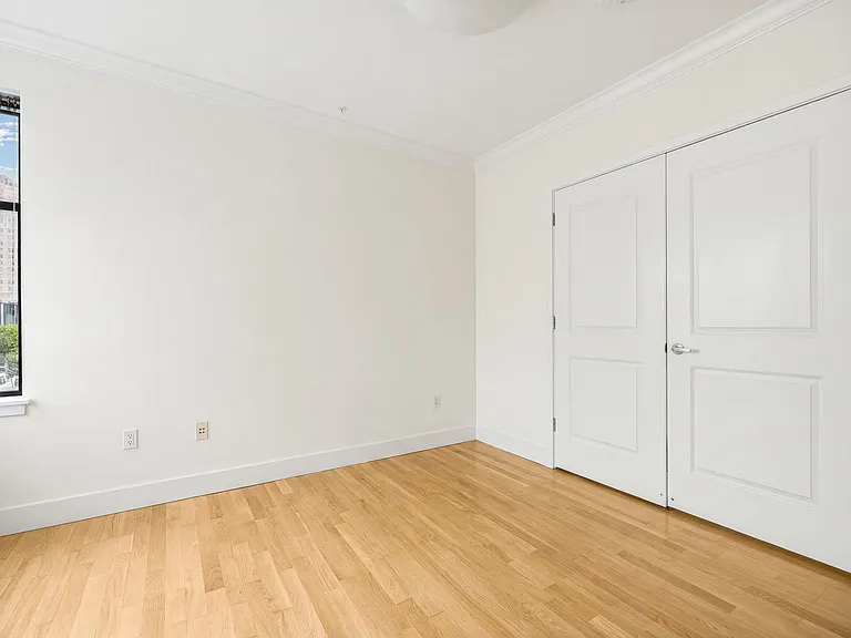 1081 Pine St #301 — Photo 44