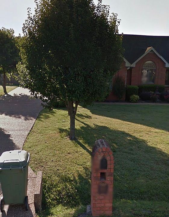 2nd image of 1015 Jacquelin Dr