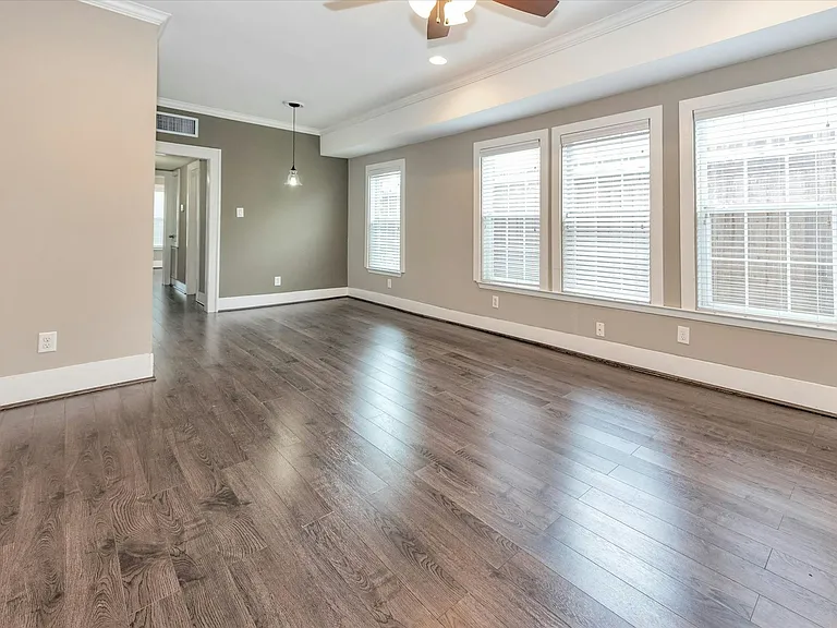 4114 Lamar St #1 — Photo 9