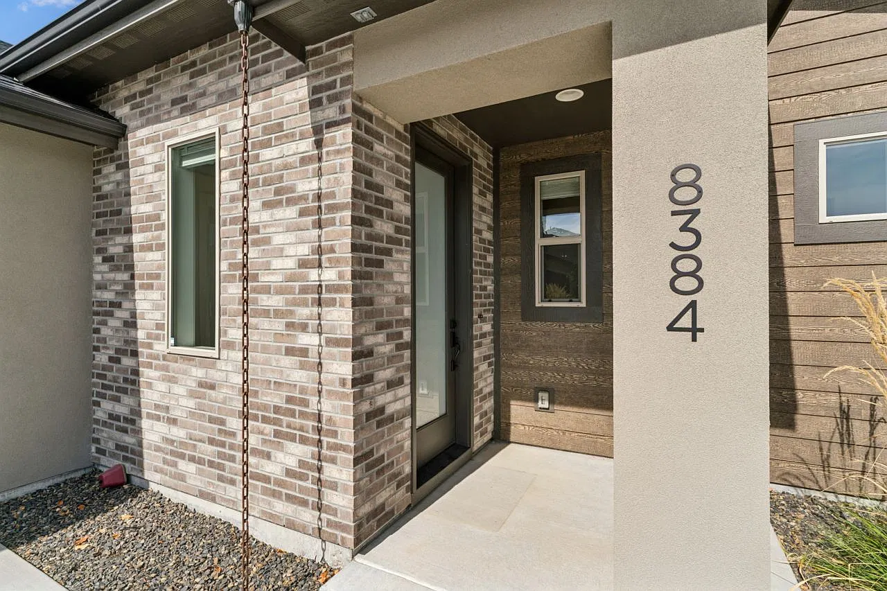 3 bed, 1788 sqft, $2,700 — Photo 3