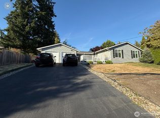 12816 SE 4th Pl, Bellevue, WA 98005