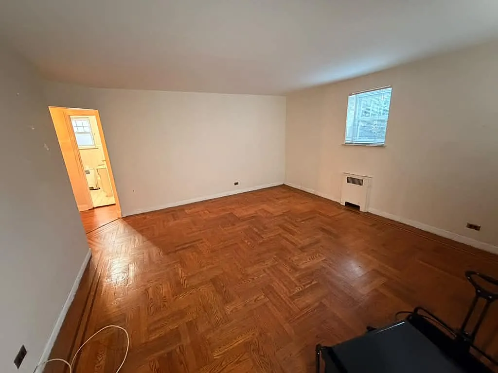 1 bed, $2,500 — Photo 1