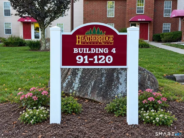 91 Heather Ridge #91, Shelton, CT 06484