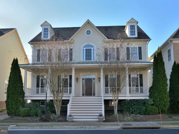 10341 Southam Ln, Oakton, VA 22124