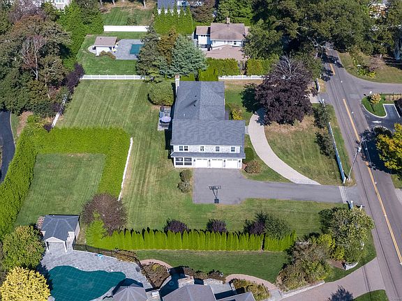 3rd image of 98 Island Avenue