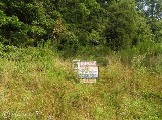 953 Needmore Rd, Martinsburg, WV 25403