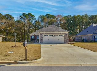 555 Towne Lake Pkwy, Opelika, AL 36804