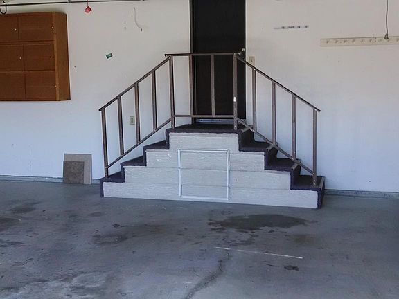3rd image of 1394 Bishop Dr